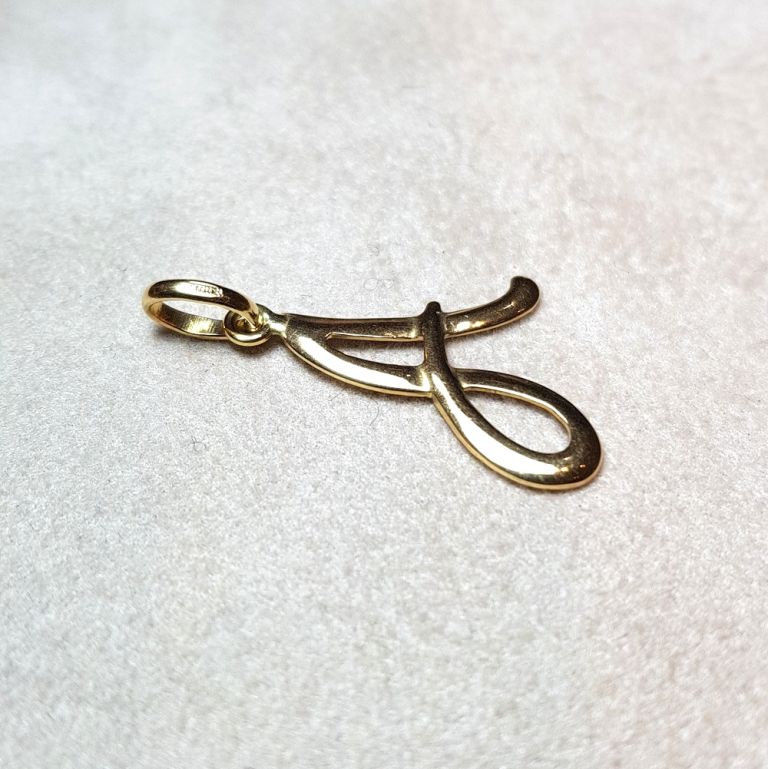 'A' letter pendant yellow gold 18k (made in Italy)