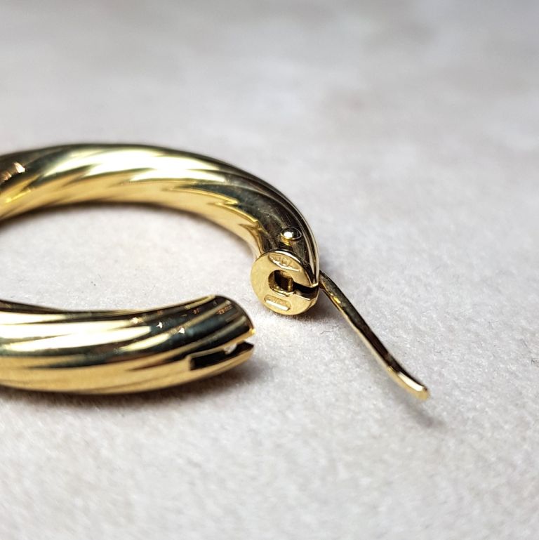 VENDUTO - Orecchini ad anella in oro giallo 18k (made in Italy)